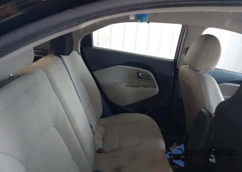 2013 Kia Rio Ex z USA, uszkodzony, nr VIN KNADN5A34D6214224